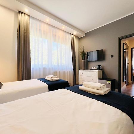 Apartamenty Deluxe-Blisko Plazy-Kuchnia,Parking-Grupa Hotelowa Plazowelove (Adults Only) Krynica Morska Exteriör bild