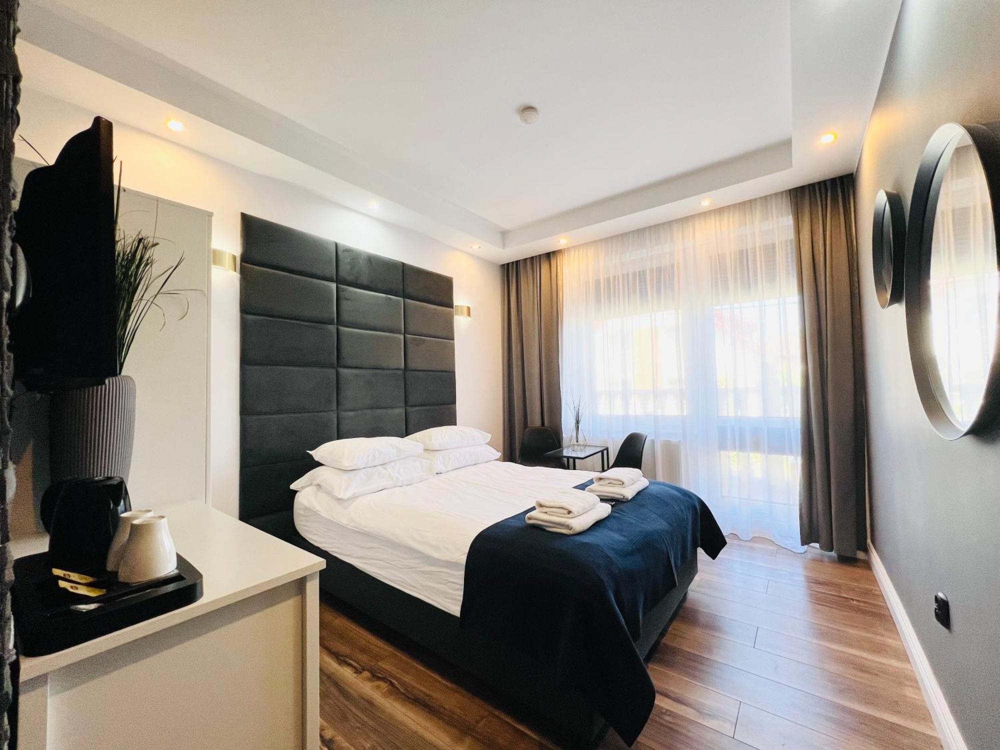 Apartamenty Deluxe-Blisko Plazy-Kuchnia,Parking-Grupa Hotelowa Plazowelove (Adults Only) Krynica Morska Exteriör bild