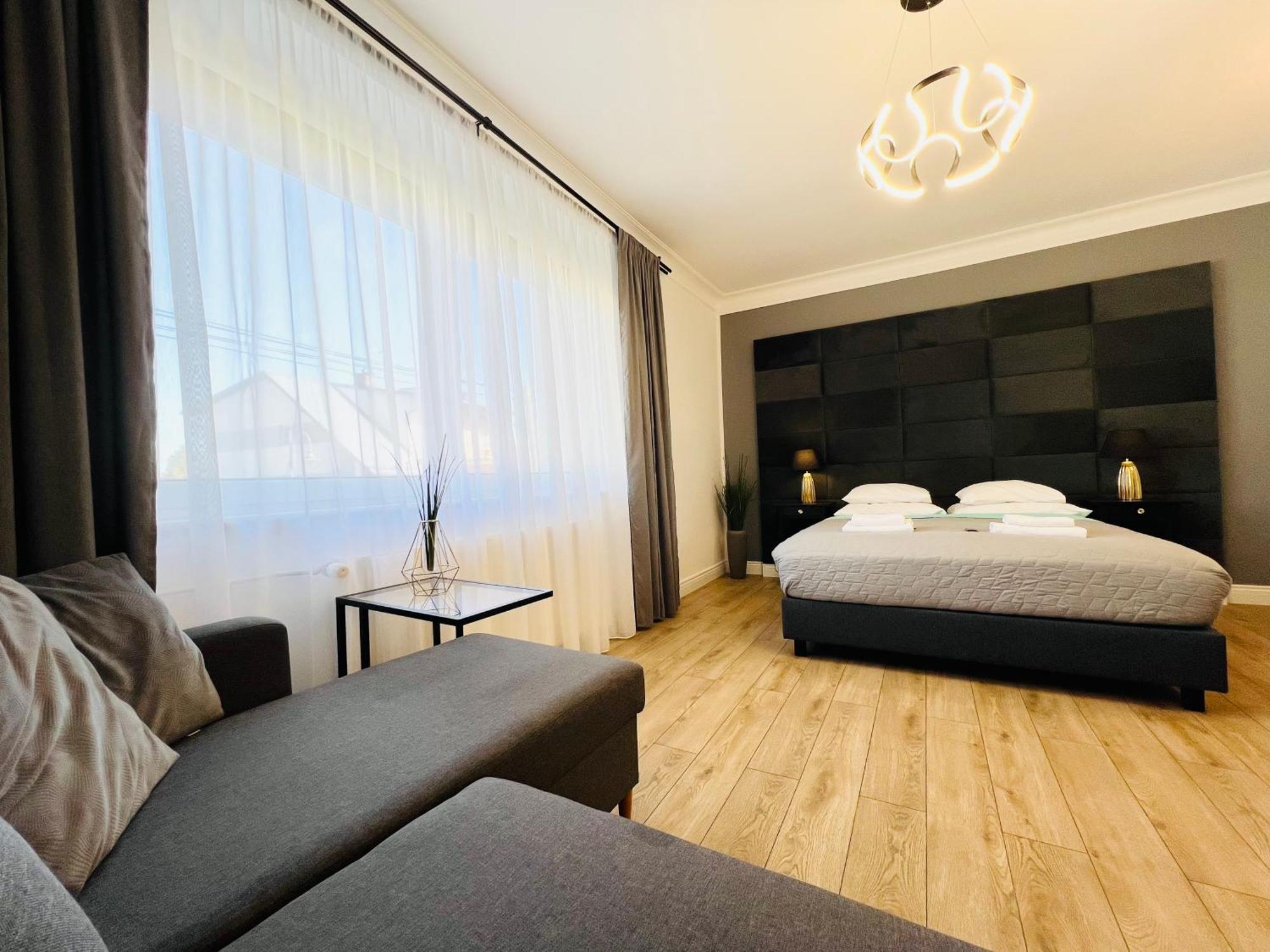 Apartamenty Deluxe-Blisko Plazy-Kuchnia,Parking-Grupa Hotelowa Plazowelove (Adults Only) Krynica Morska Exteriör bild