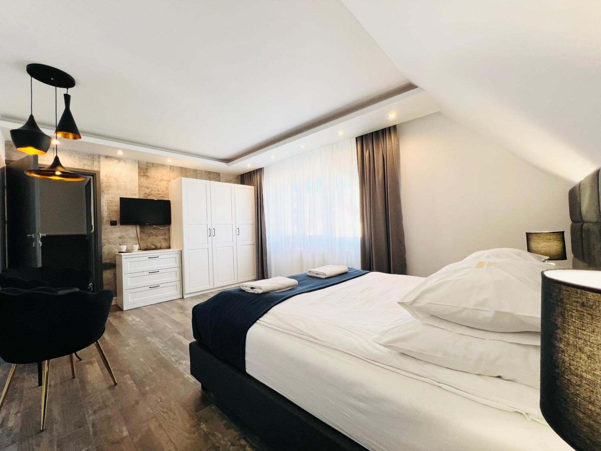 Apartamenty Deluxe-Blisko Plazy-Kuchnia,Parking-Grupa Hotelowa Plazowelove (Adults Only) Krynica Morska Exteriör bild