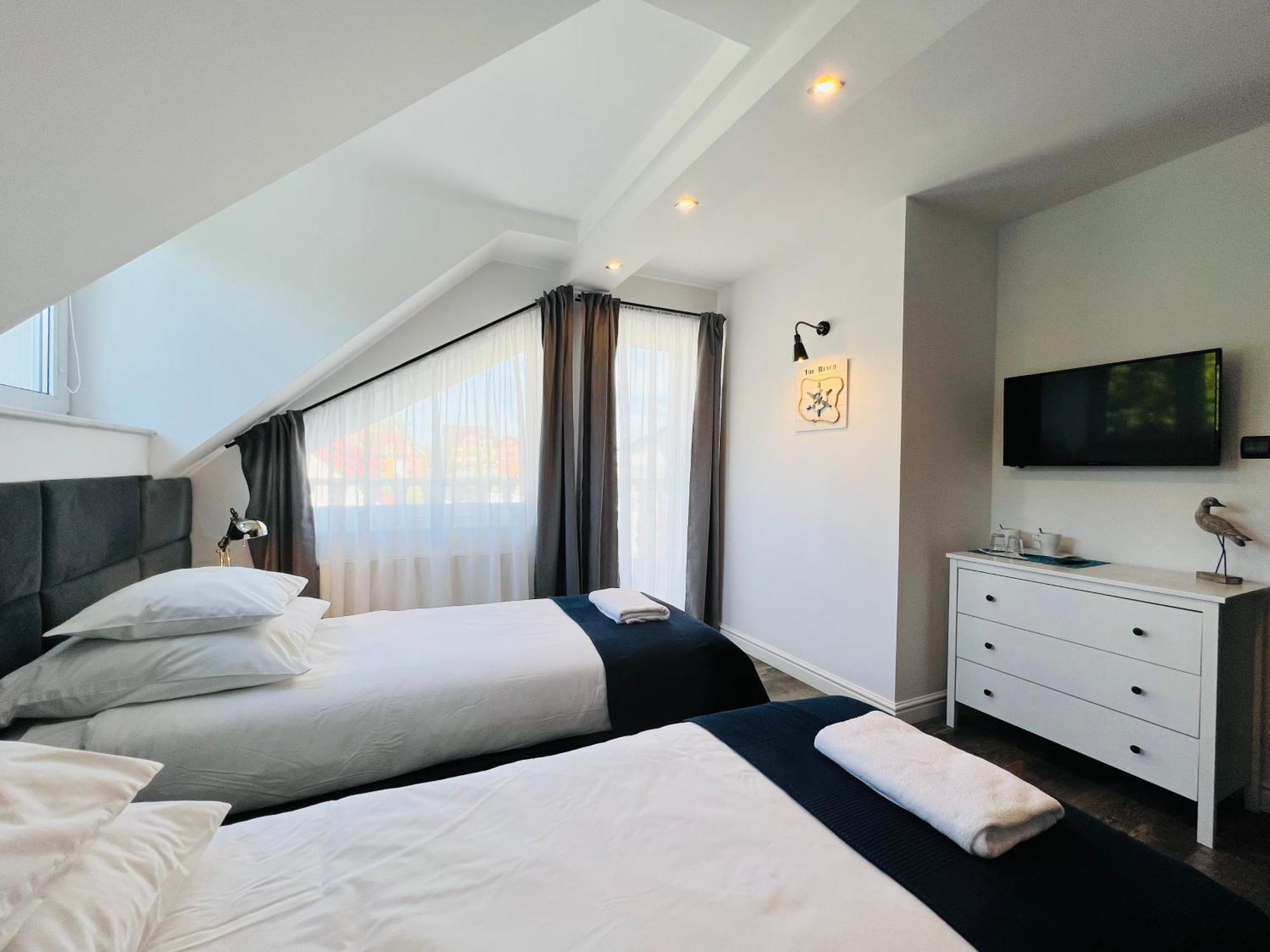 Apartamenty Deluxe-Blisko Plazy-Kuchnia,Parking-Grupa Hotelowa Plazowelove (Adults Only) Krynica Morska Exteriör bild