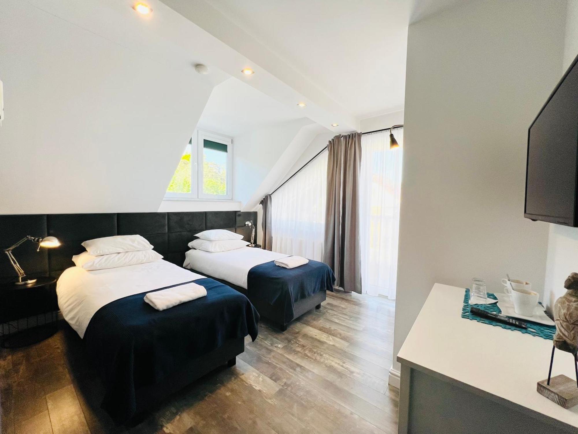 Apartamenty Deluxe-Blisko Plazy-Kuchnia,Parking-Grupa Hotelowa Plazowelove (Adults Only) Krynica Morska Exteriör bild
