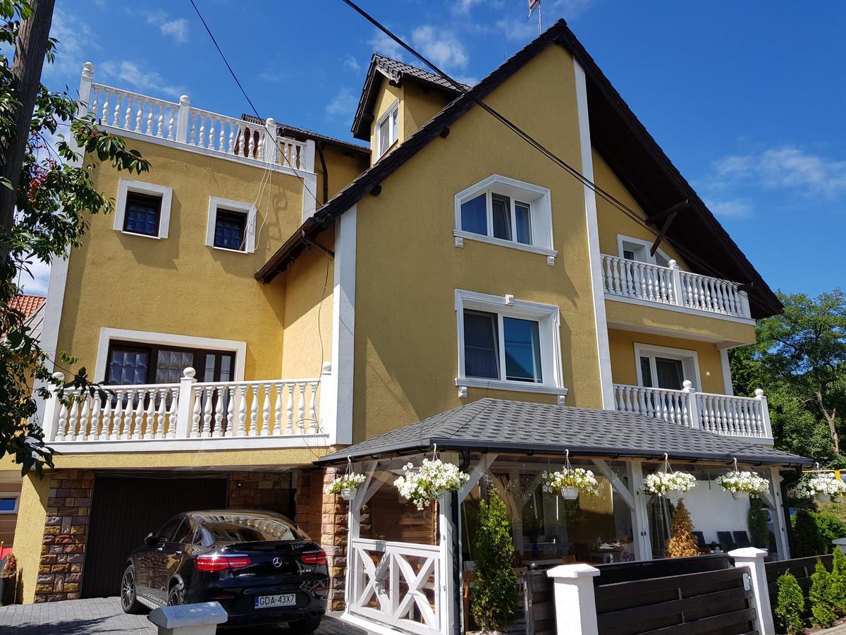 Apartamenty Deluxe-Blisko Plazy-Kuchnia,Parking-Grupa Hotelowa Plazowelove (Adults Only) Krynica Morska Exteriör bild